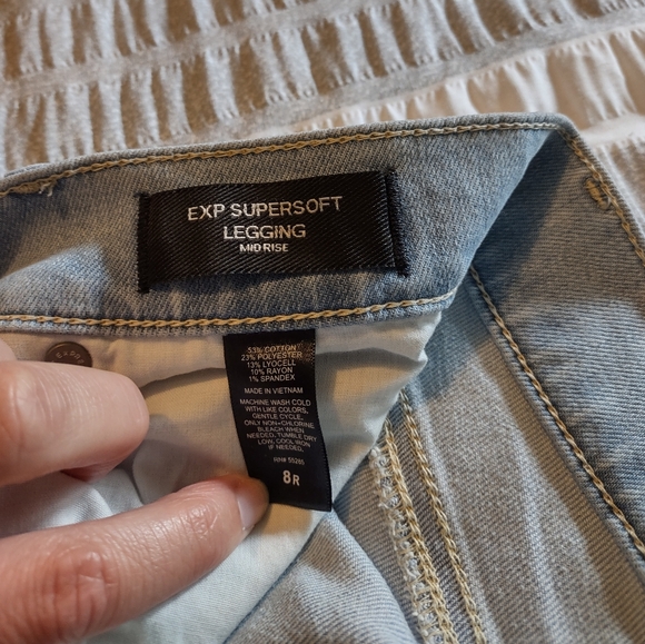 Express Jeggings - Picture 3 of 3